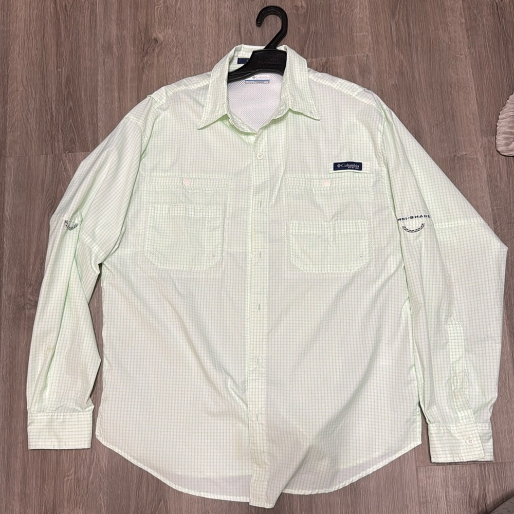 NWOT COLUMBIA SHIRT